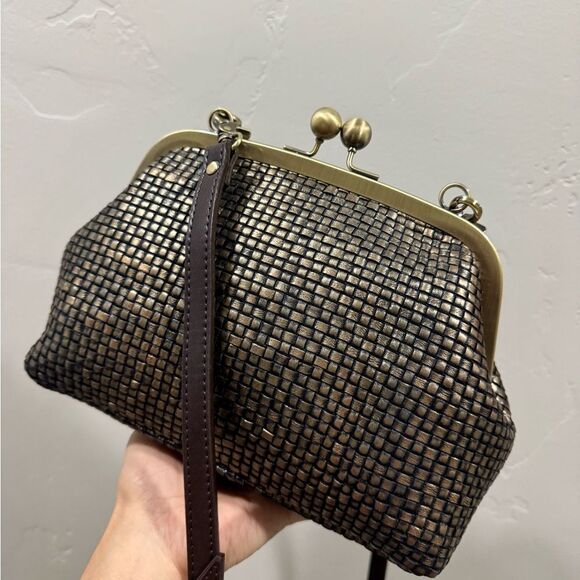 Vintage Style Distressed Woven Cowhide Handmade Kisslock Bag/Multi Use Style Bag - Picture 10 of 16